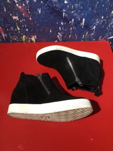 Schwarze Second Hand Damenschuhe 3